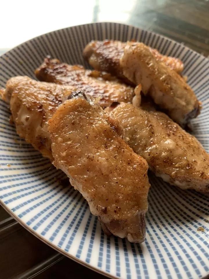 盐煎孜然鸡翅中
