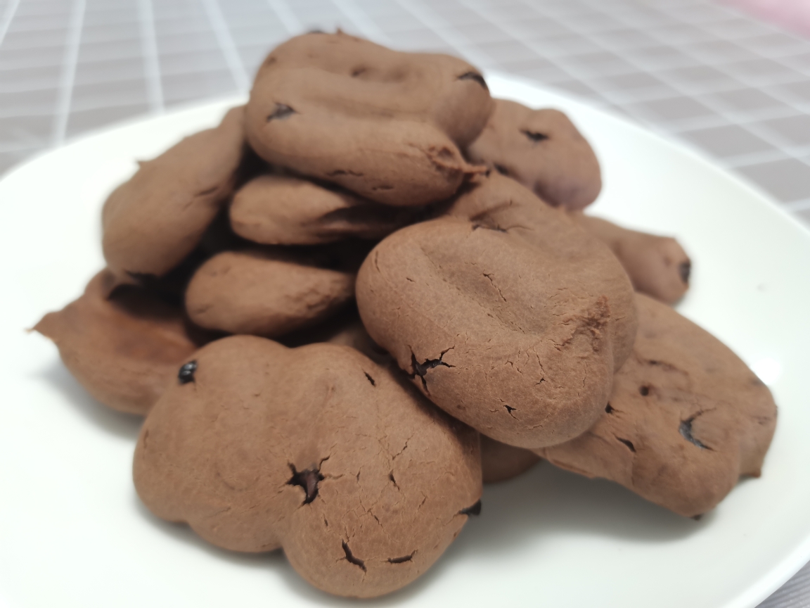 有糯米粉就可以做的超好吃的巧克力麻薯