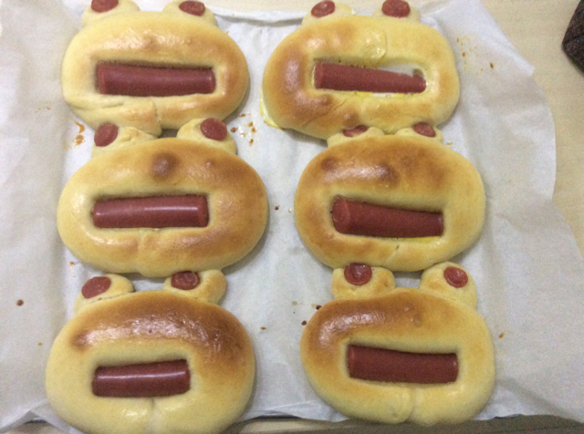 小青蛙面包