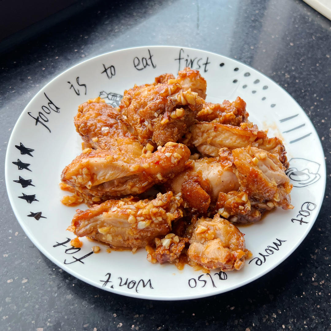 【蒜香黄油脆皮鸡】