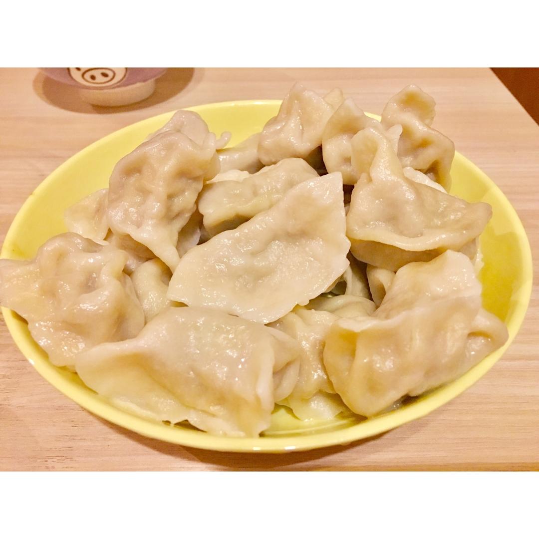 芹菜猪肉馅儿饺子