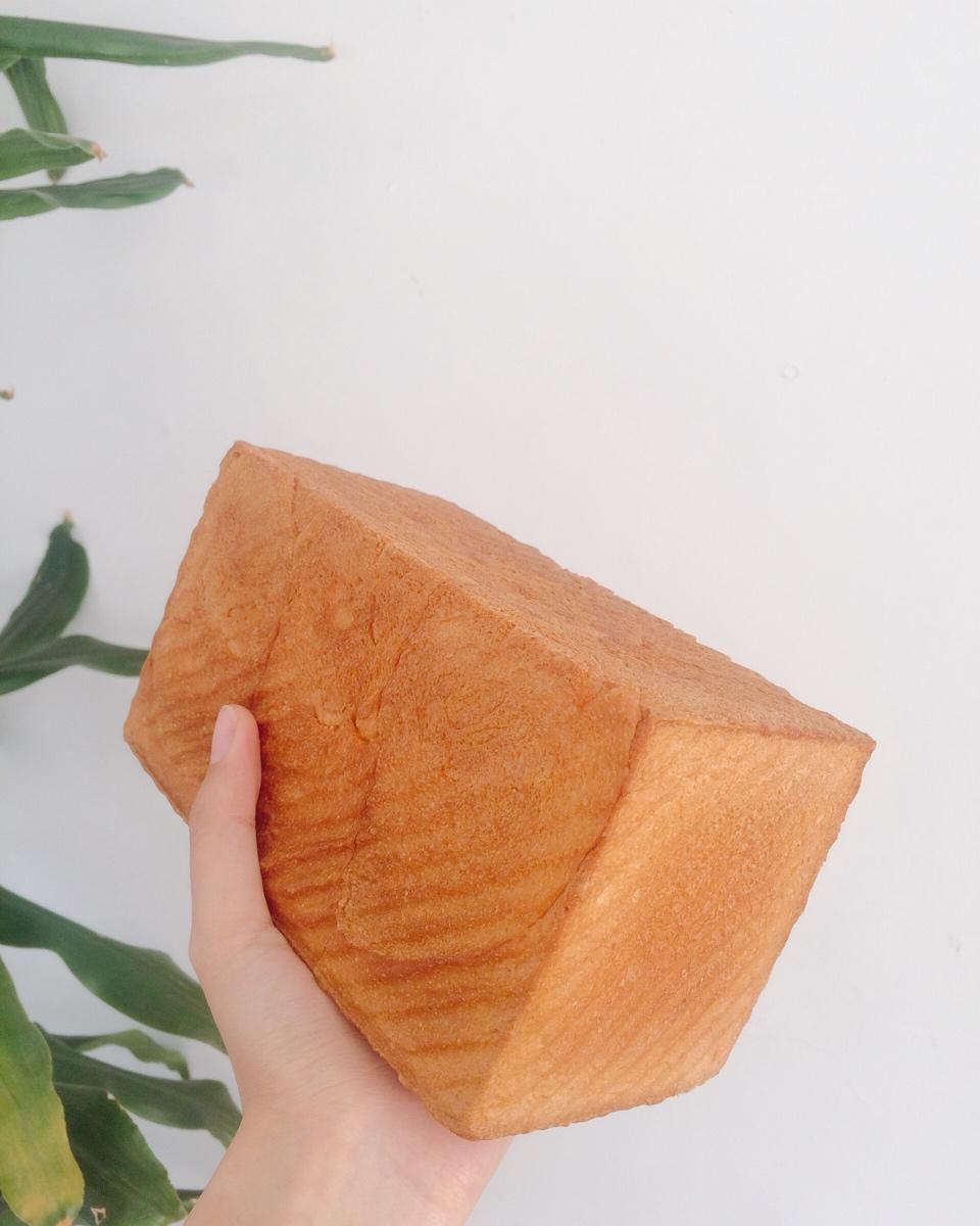 浓浓的奶香【100%冰种醇奶吐司】