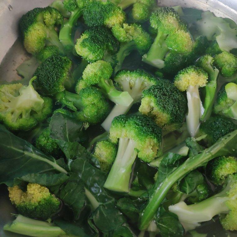 水煮西兰花