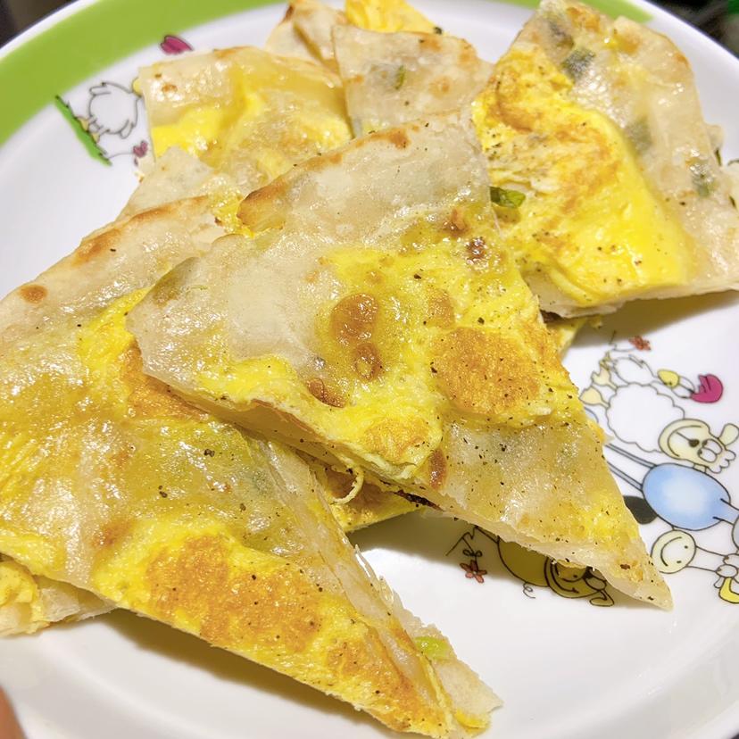 鸡蛋葱油饼                  （更新饼坯保存方法）