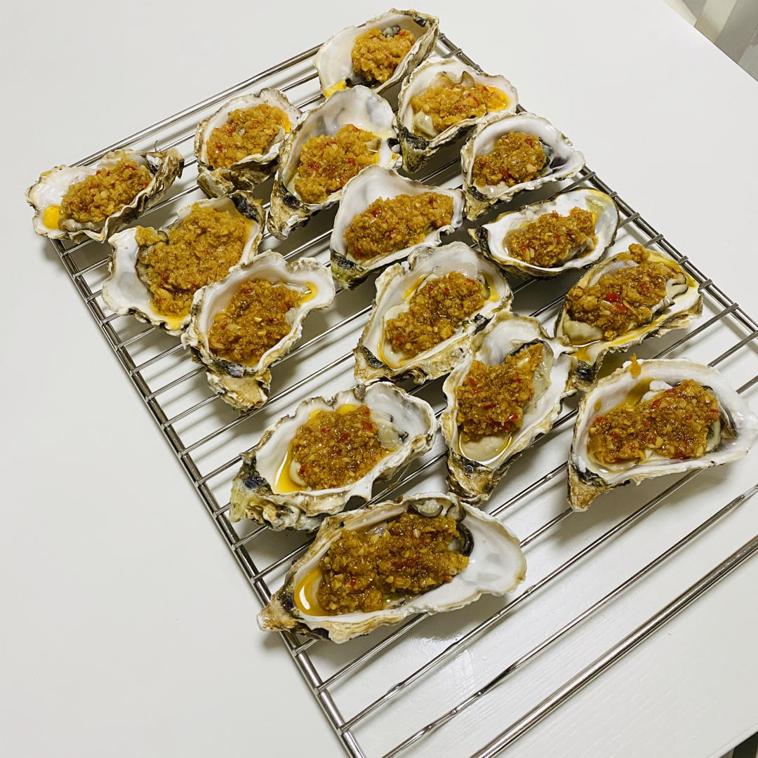 【黑暗料理别学】万能黄金比例蒜蓉酱【蒸烤生蚝，海鲜，茄子，蒜蓉小龙虾基础酱料……】