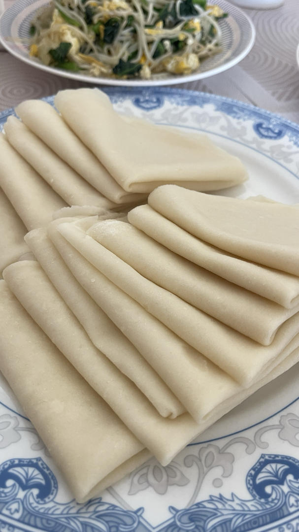 春饼   轻松一次做出十几张的春饼皮