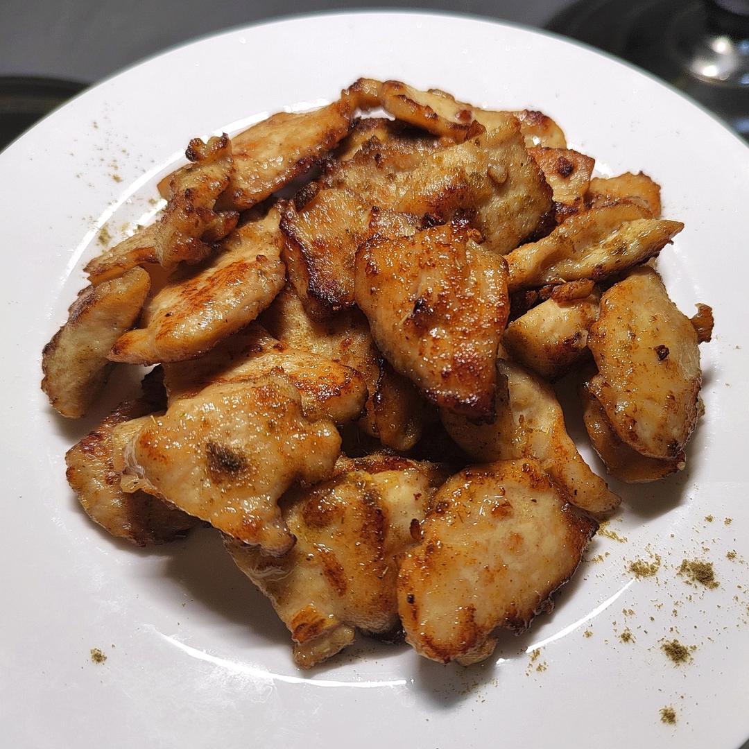 焦香嫩滑，好吃到爆的香煎鸡胸肉！好吃不胖
