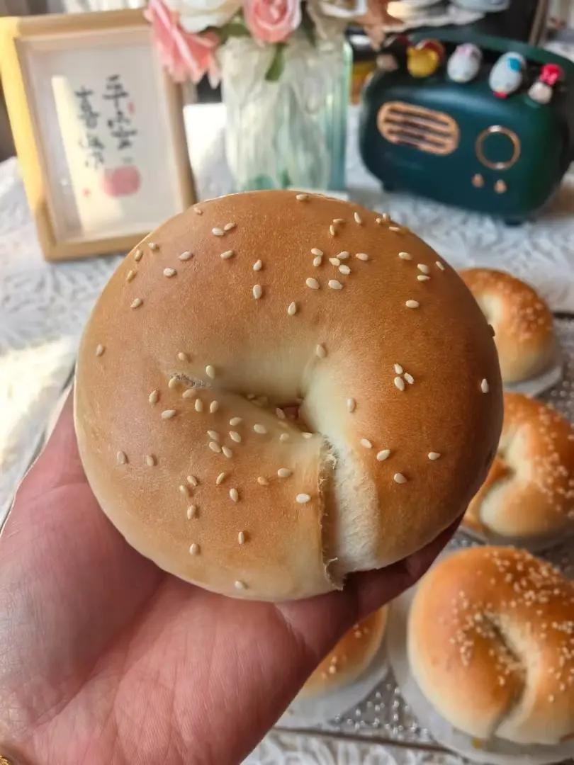 蛋黄海苔肉松贝果🥯