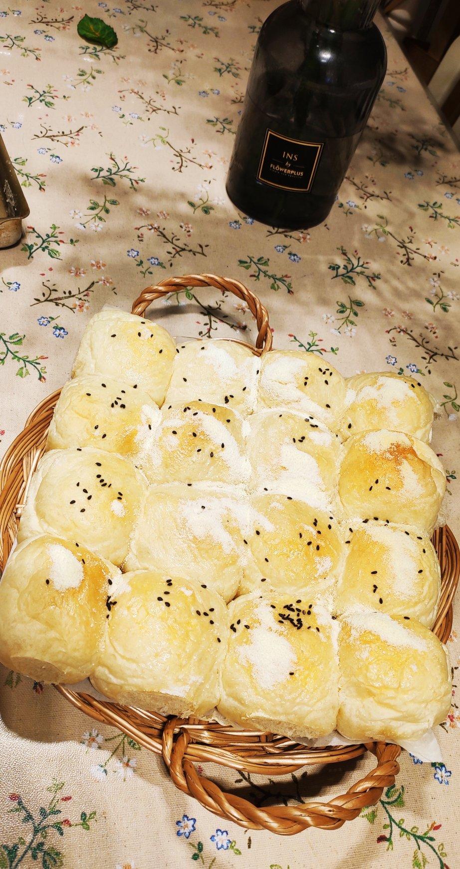 软蓬蓬的牛奶包