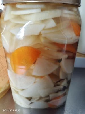 跳水泡菜，家庭小酒馆，杜绝亚硝酸盐的泡菜（豆角，包菜，莴笋，红白萝卜）的做法 步骤8