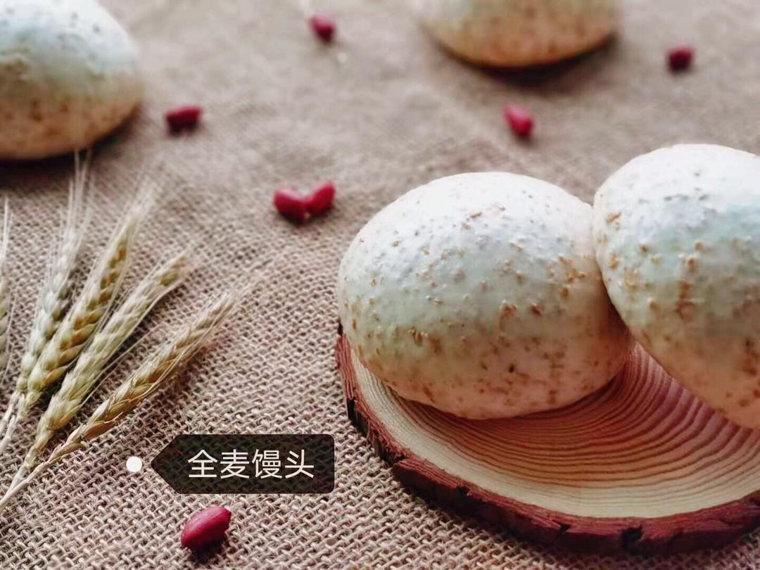 全麦馒头