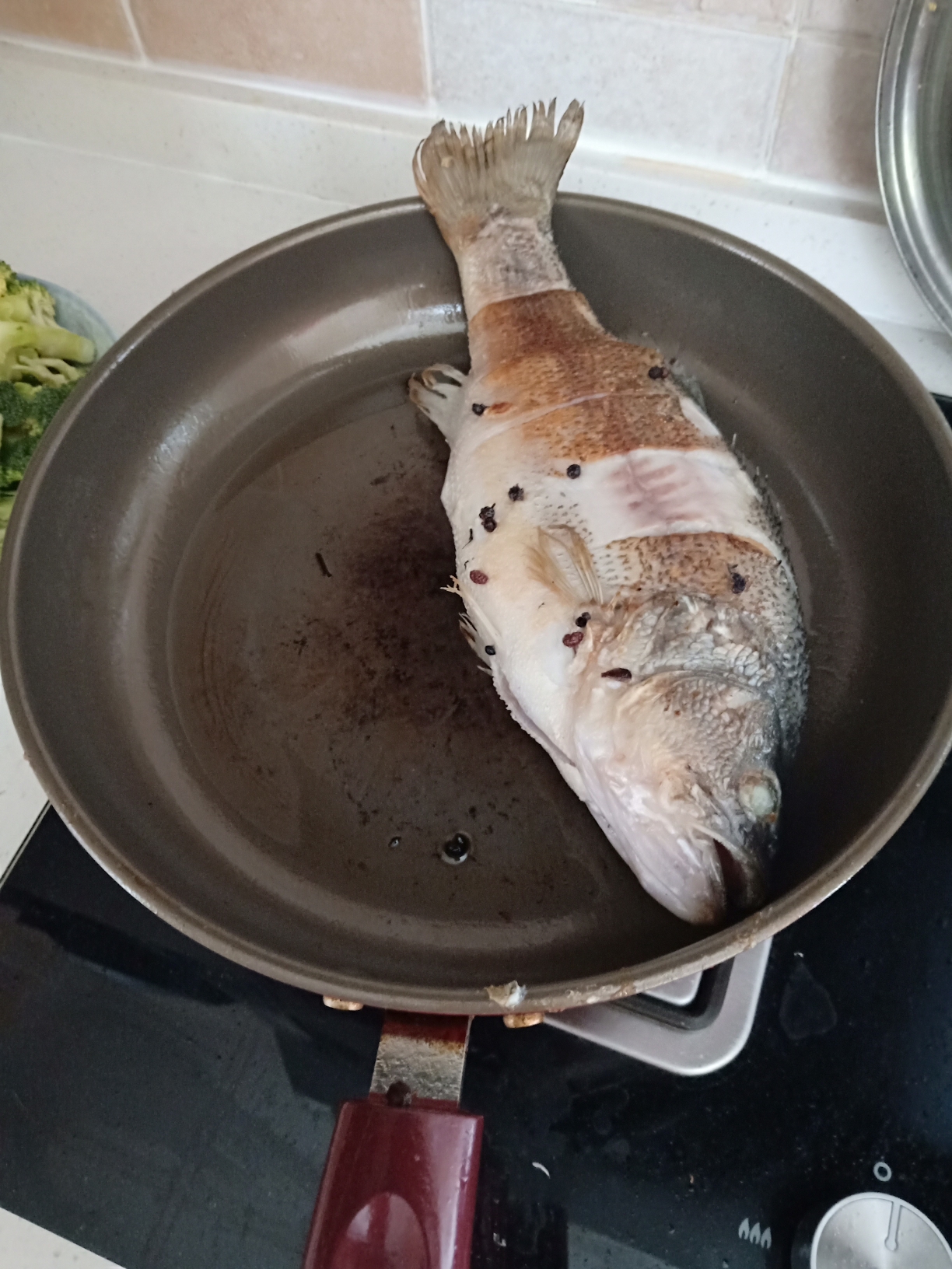 红烧西红柿鲈鱼的做法 步骤1