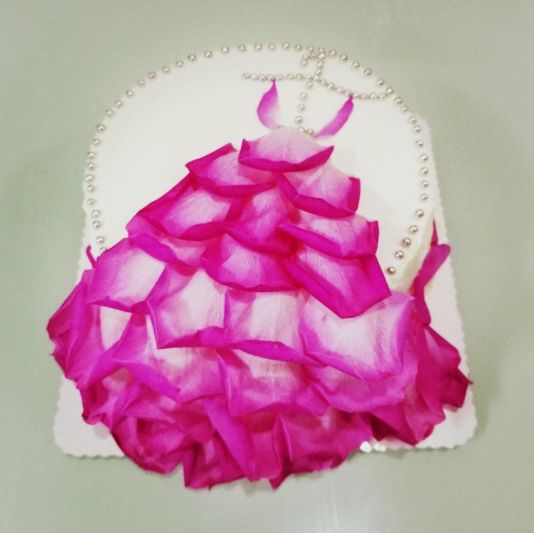 手机用户7920_5fkv做的玫瑰花裙蛋糕