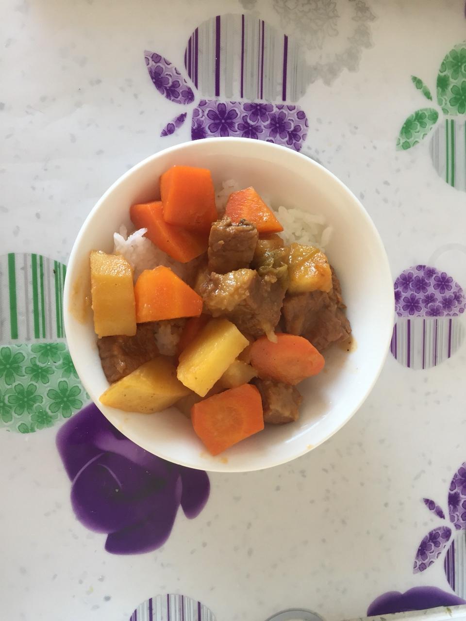 土豆炖牛肉