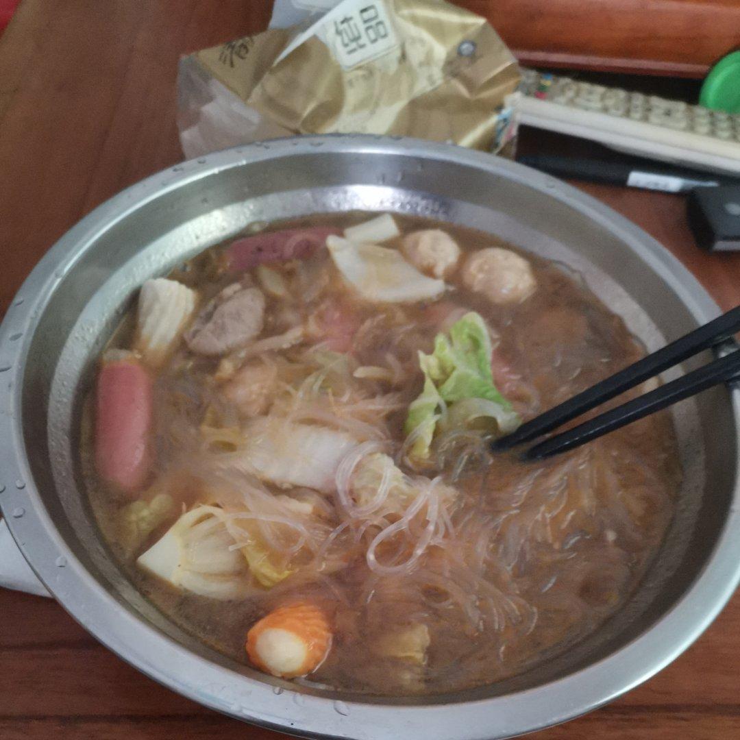榨菜肉丝粉丝汤