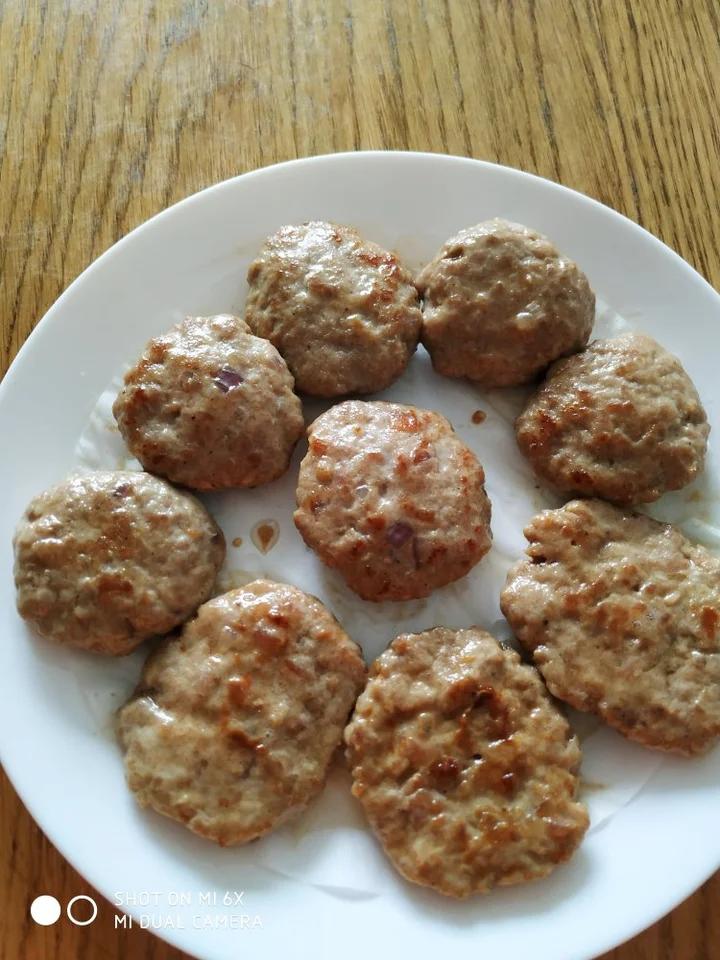 最简单美味的汉堡💥牛肉饼，只需三样食材，鲜嫩多汁！