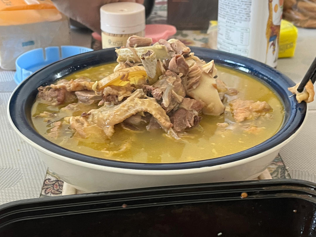 鲜美无敌：清炖鸡汤🐔