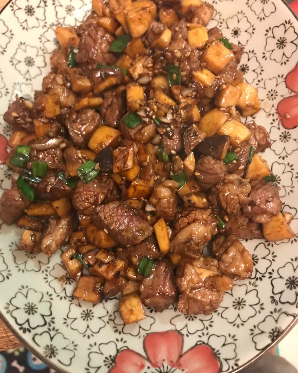 黑椒杏鲍菇牛肉粒