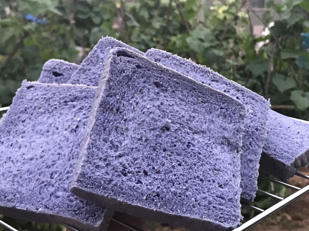 奇亚籽蓝吐司的做法