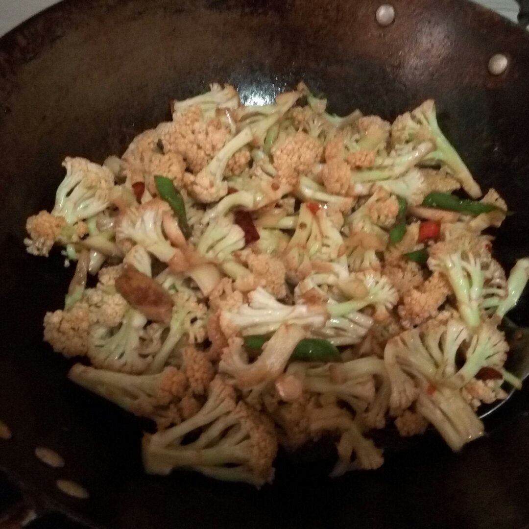 老丁的私房菜-干锅花菜