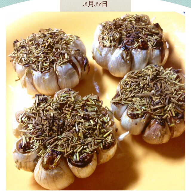 迷迭香烤大蒜