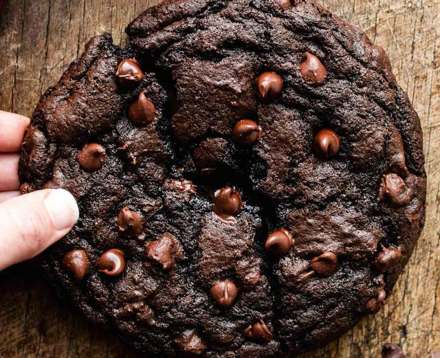 One giant double chocolate cookie的做法