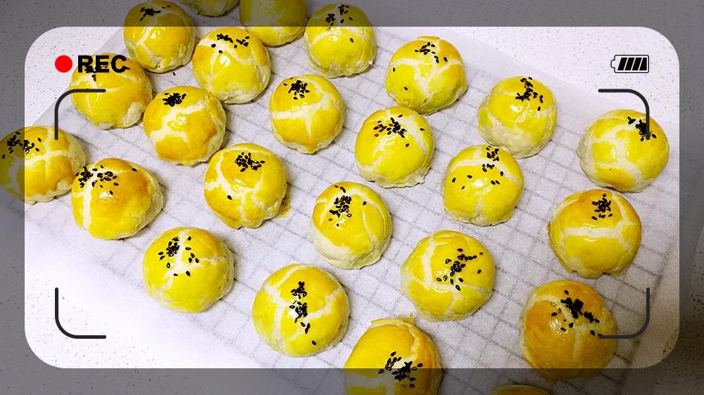 蛋黄酥