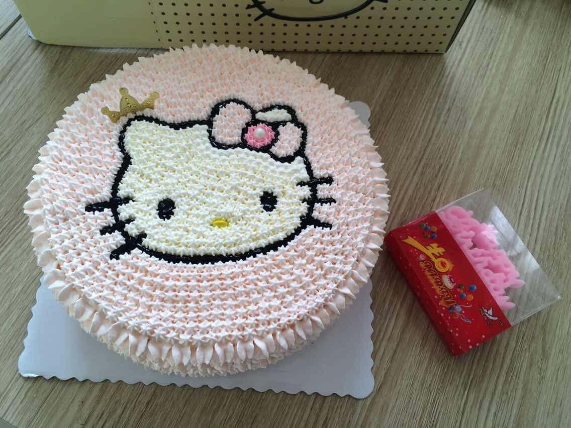 Hello kitty蛋糕（0绘画基础适用）的做法