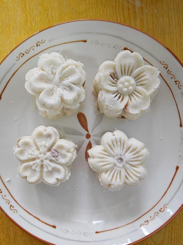 不加糖的山药糕（添加蔓越莓/葡萄干）