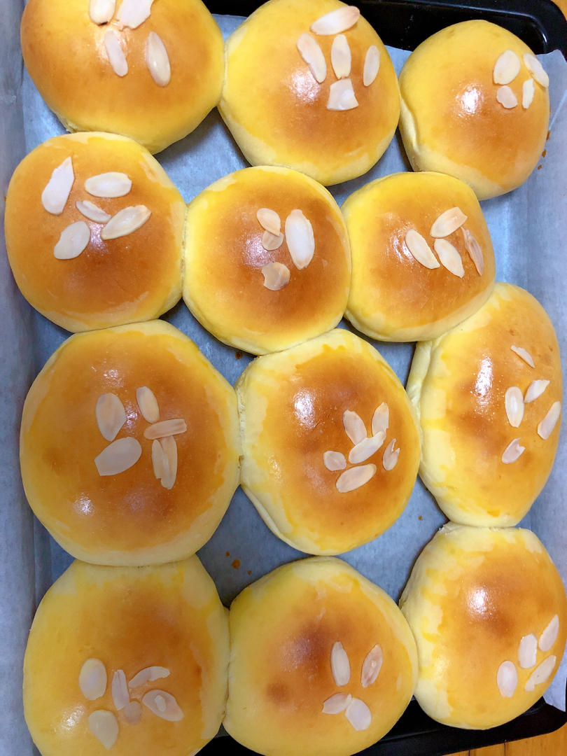 🥛超简单快手，柔软拉丝，一次发酵，牛奶小餐包