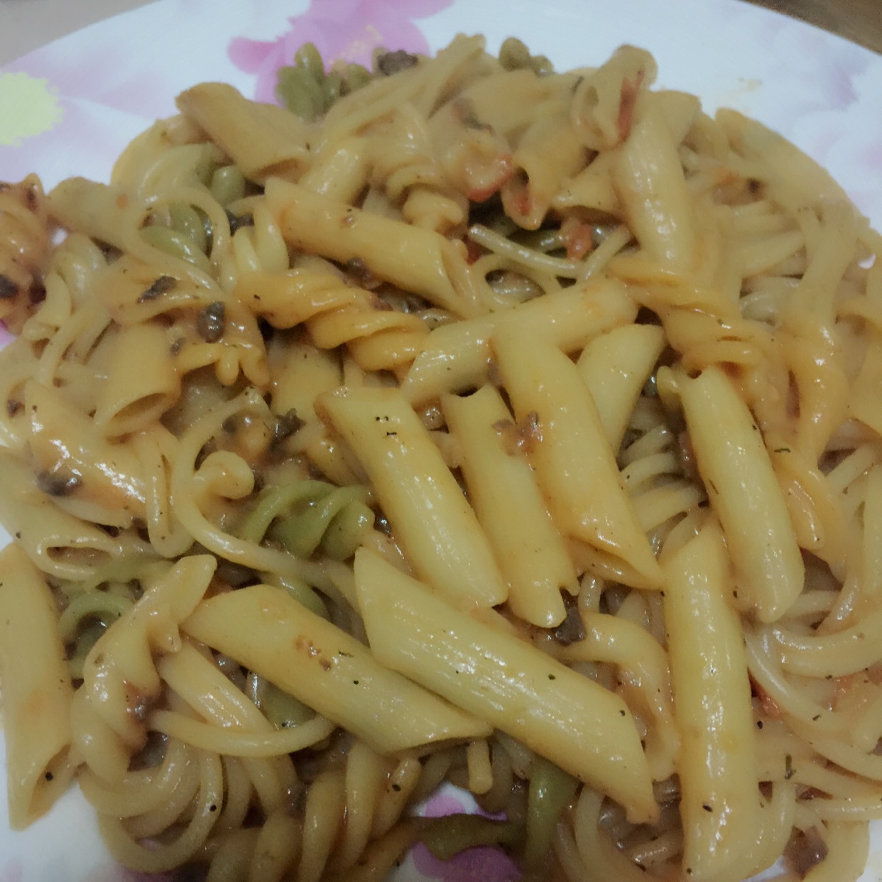 番茄芝士肉酱意面