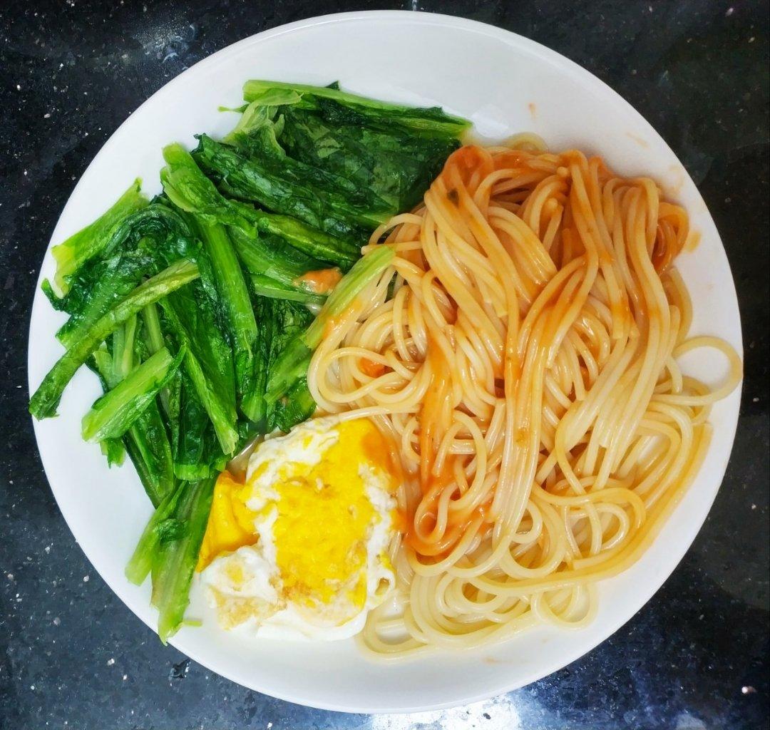 番茄意大利面