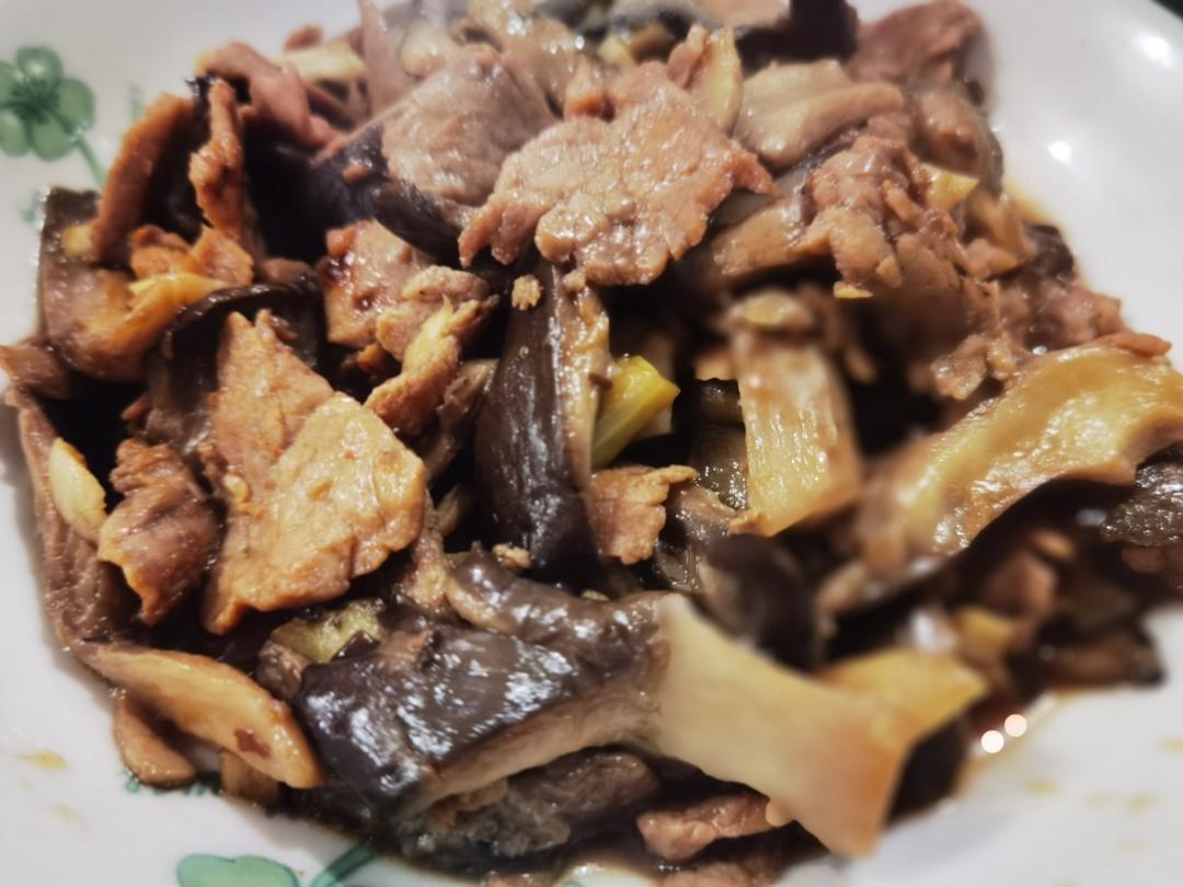 快炒，平菇炒肉，蘑菇炒出肉味道