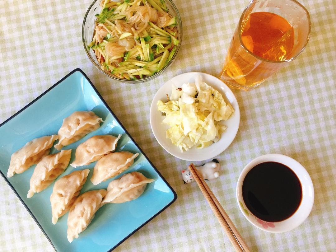 每天，叫醒我的是早餐