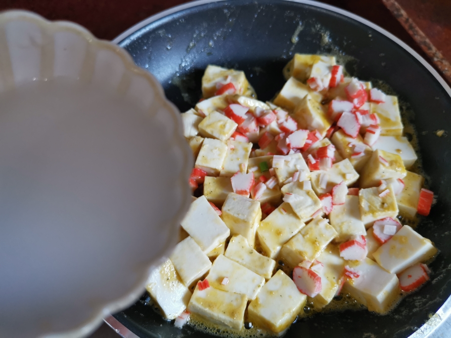 蟹黄豆腐 超级下饭 简单易学的做法 步骤7