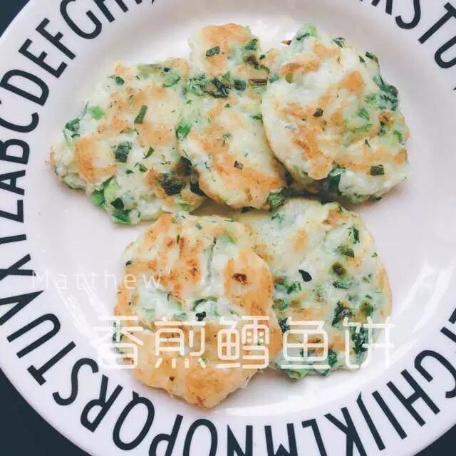 香煎鳕鱼饼的做法