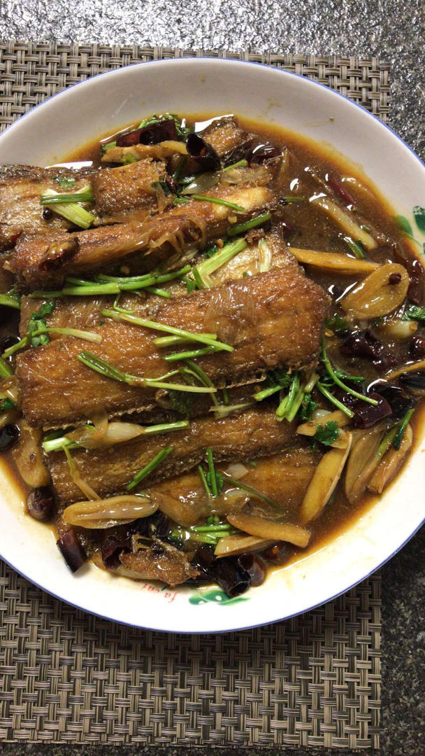 零失误的红烧带鱼，经典家常菜，吃了就忘不掉的味道