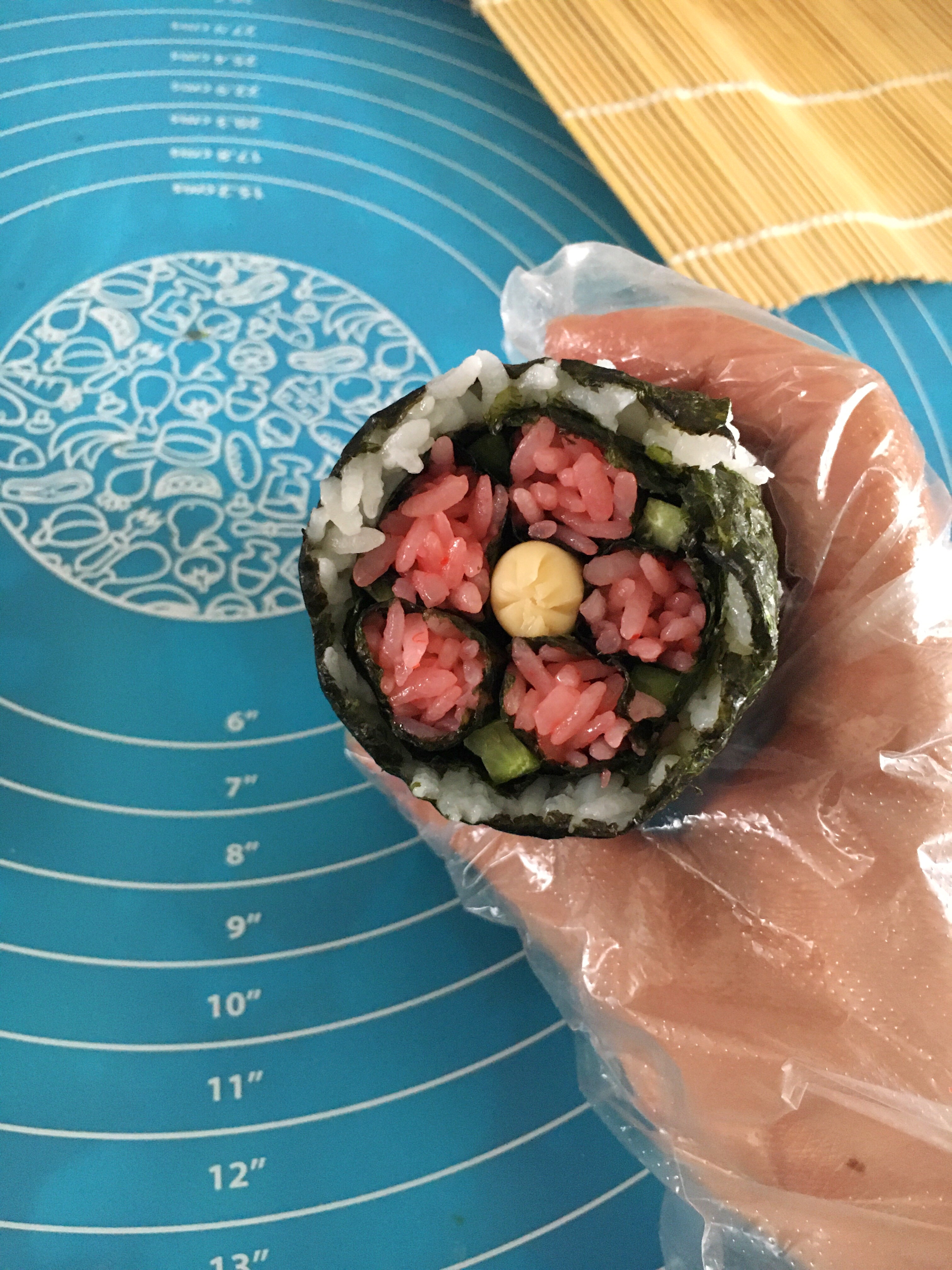 花朵寿司的做法 步骤10