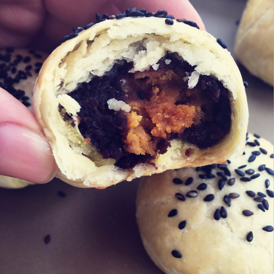 蛋黄酥酥酥（超级奶香黄油版）