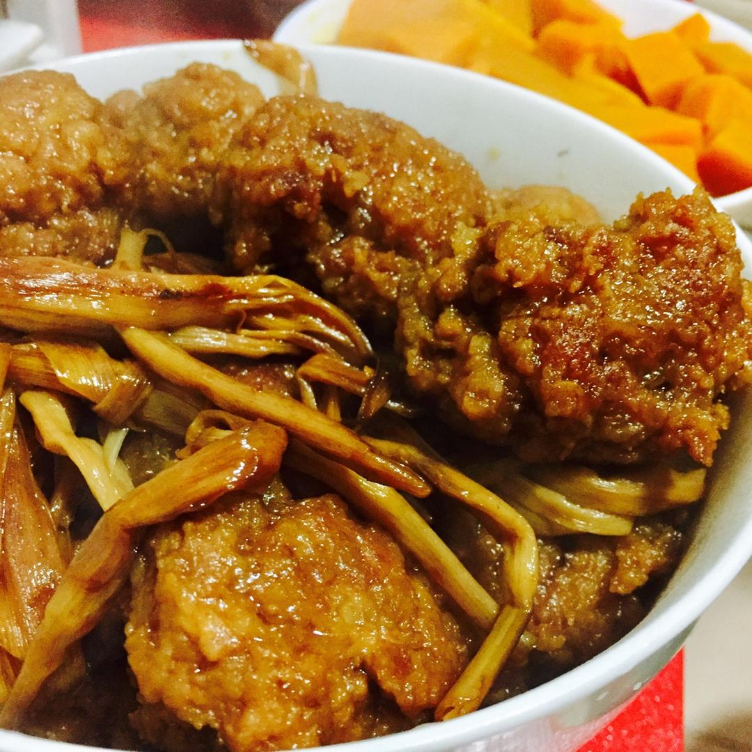 juliajue做的黄花菜炖肉