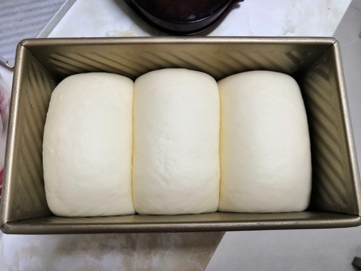 手工揉面也可以做的土司面包的做法 步骤8