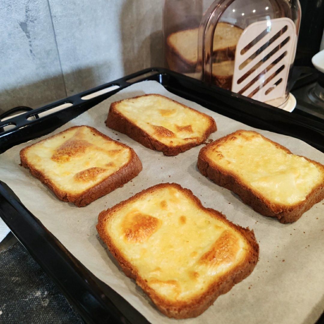 岩烤芝士吐司