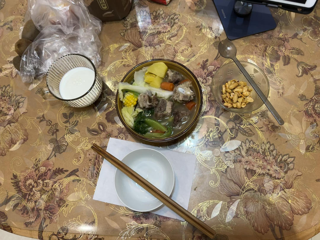 玉米排骨汤