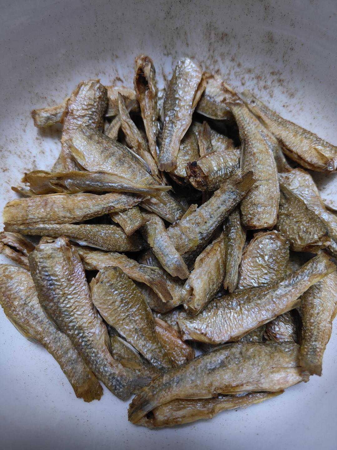 减肥食谱～麻辣小鱼干(无油烤箱版)