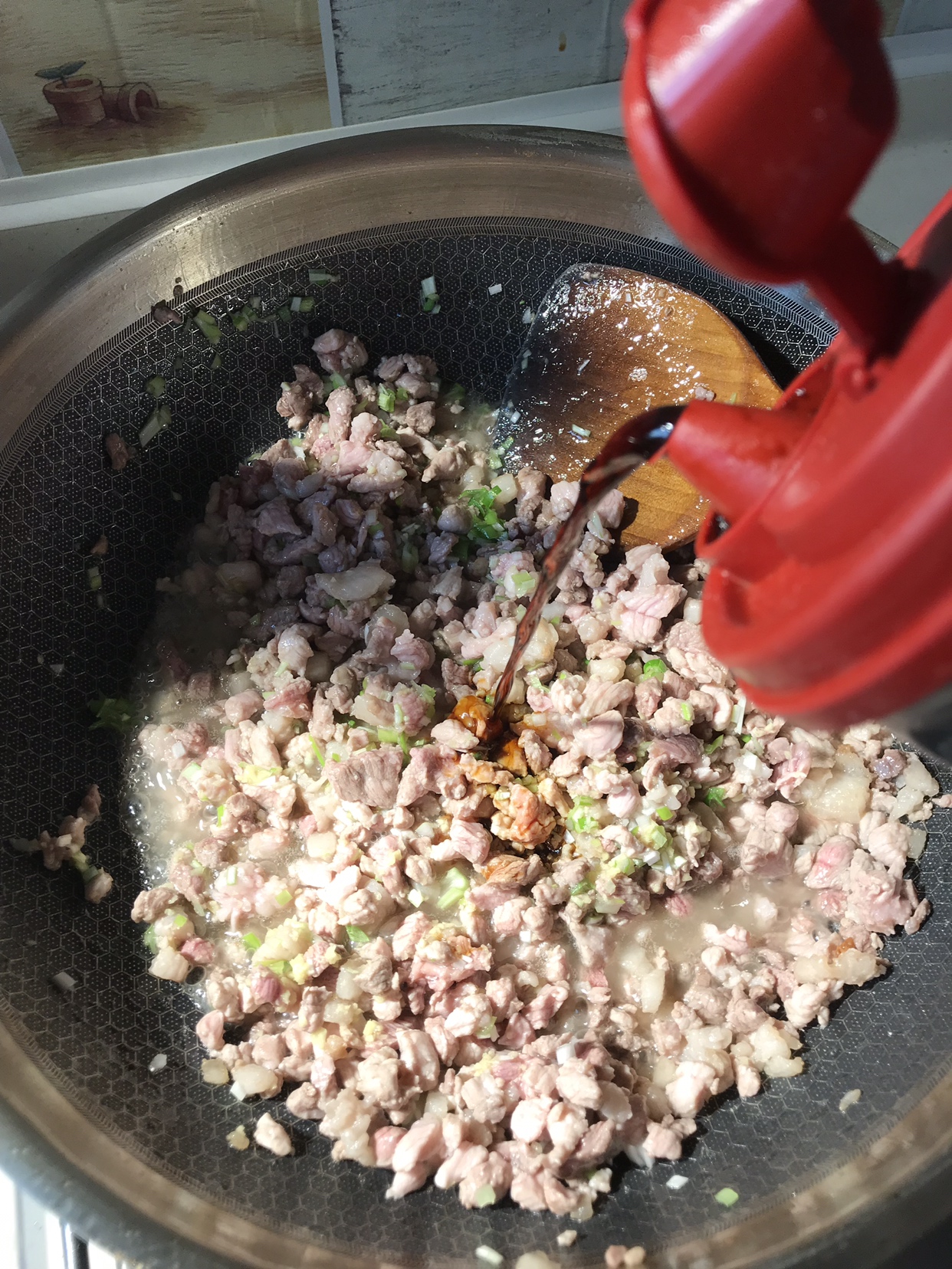 堂妈小厨——金牌韭菜肉丁水煎包的做法 步骤14