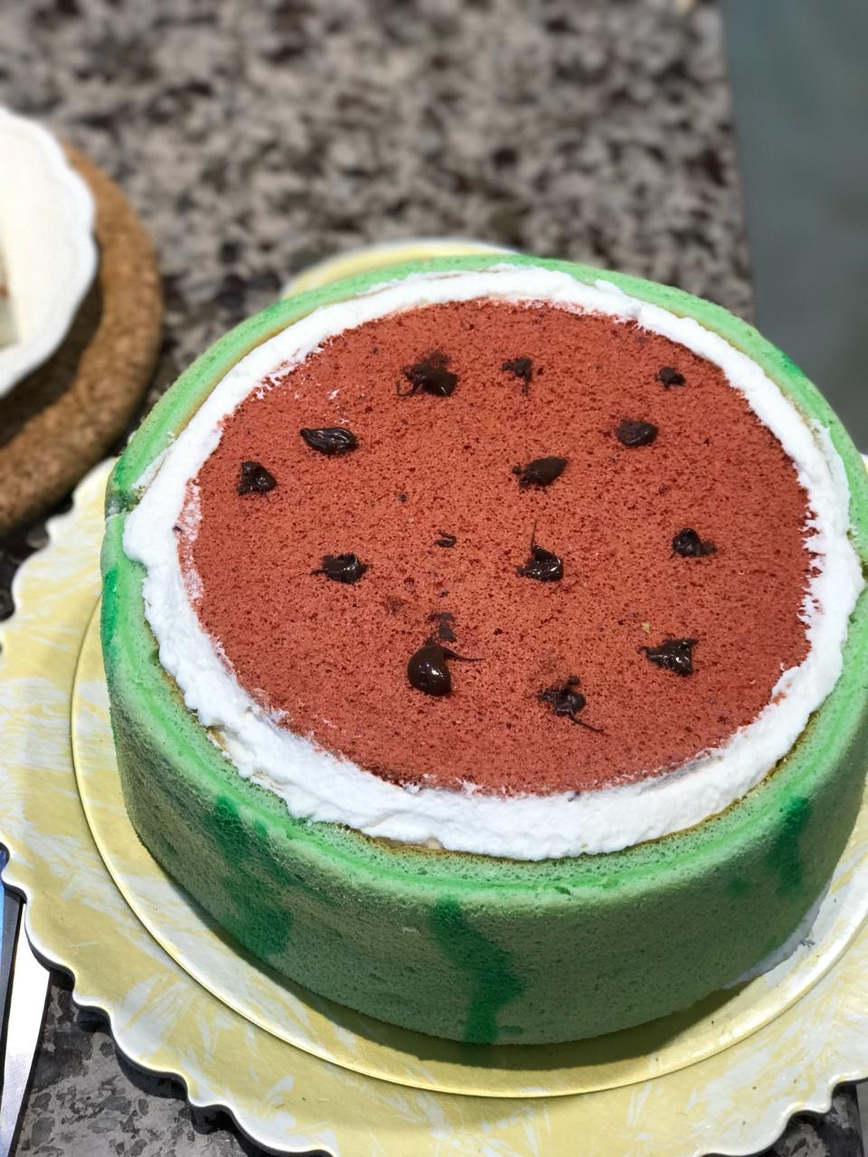 微微caug做的西瓜造型奶油蛋糕