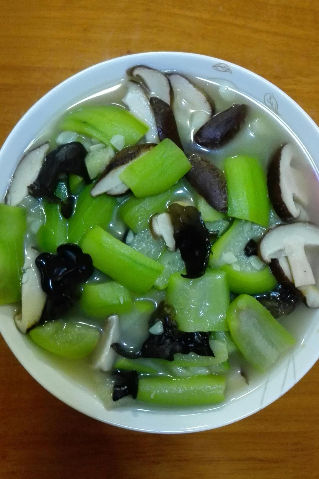 香菇炒丝瓜 超级好吃