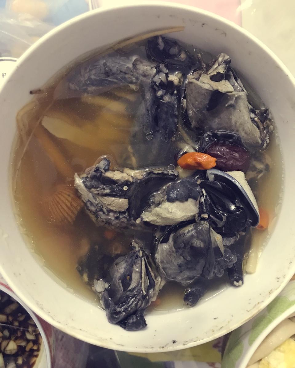 沙参玉竹炖乌鸡