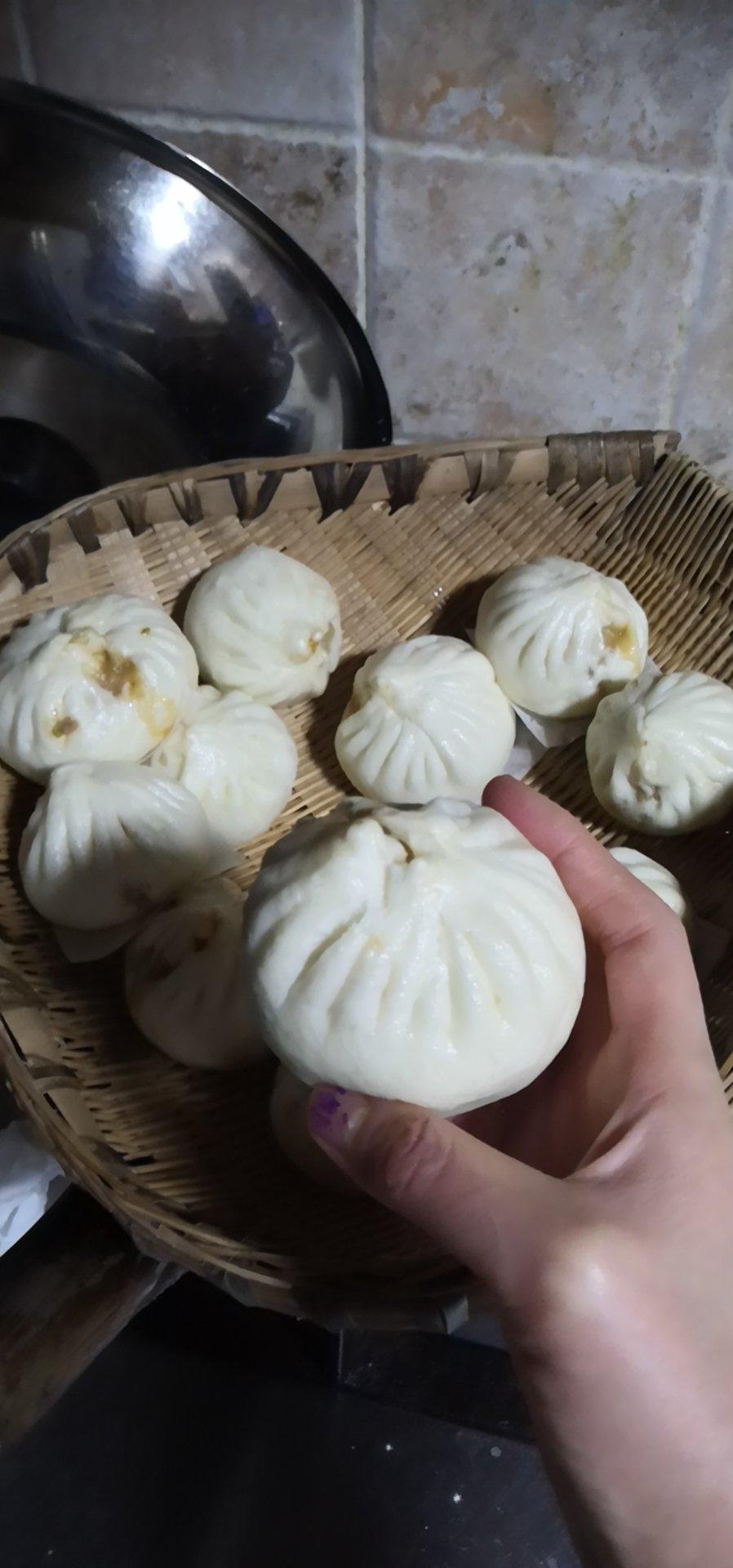 飙汁大肉包