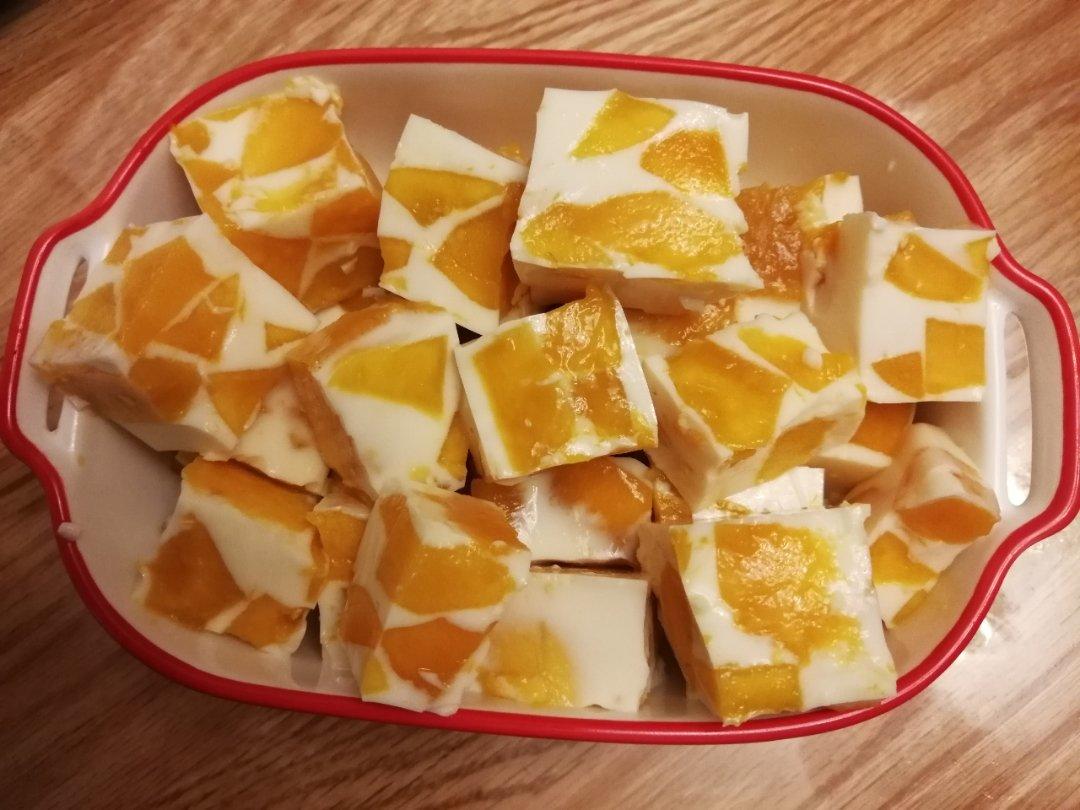 草莓芒果椰奶冻